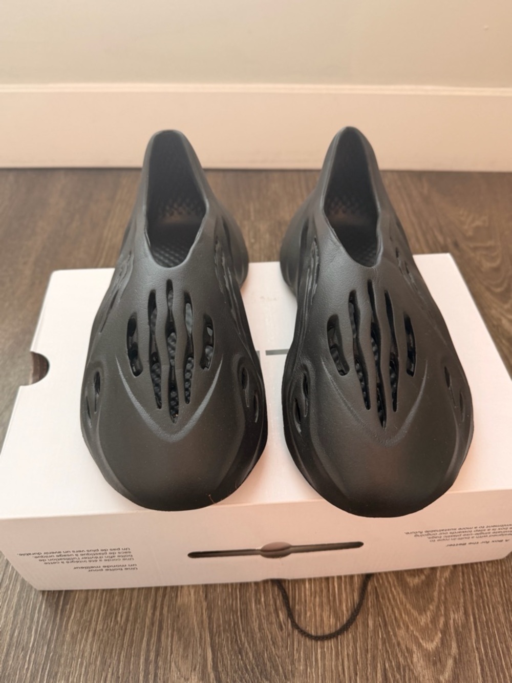 Men's Black Slip-On Ventilated Foam Sneakers